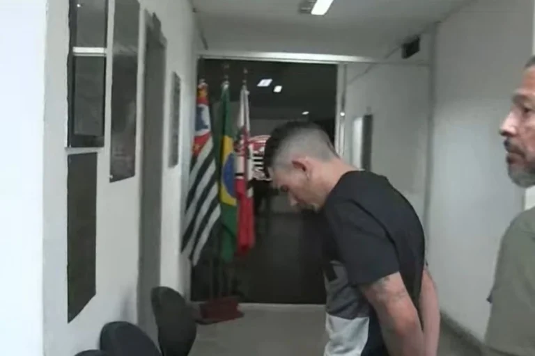 Homem que atropelou e arrastou ex é transferido para sistema prisional