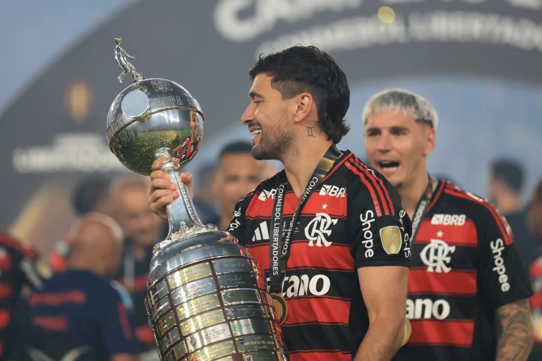 Veja quanto Flamengo faturou na temporada após título da Libertadores