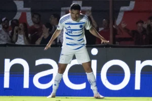 Cruzeiro vence Pouso Alegre por 2x1 e dá grande passo rumo à final do Mineiro hoje