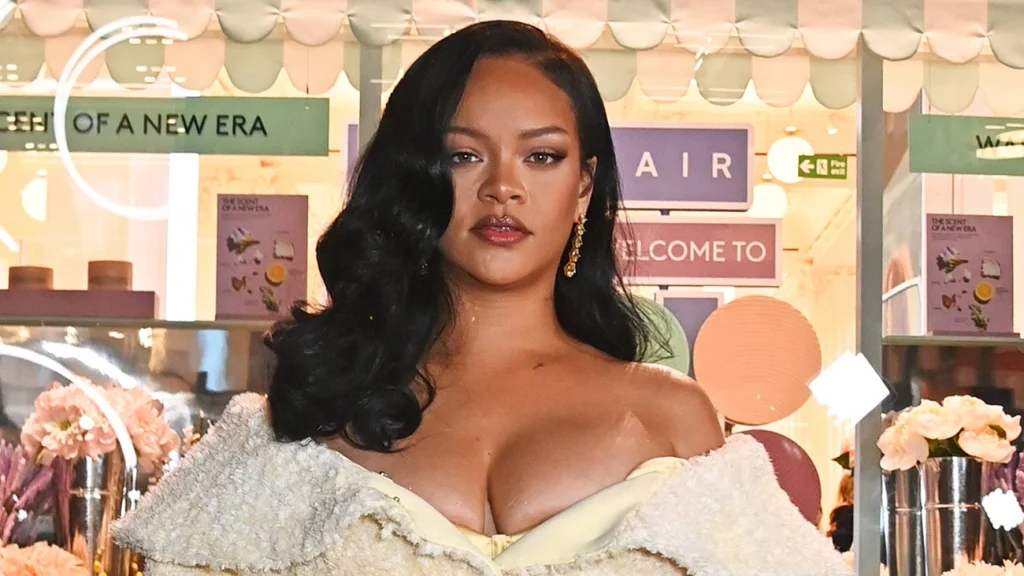 Rihanna ilesa após tiros em sua casa em Los Angeles agora